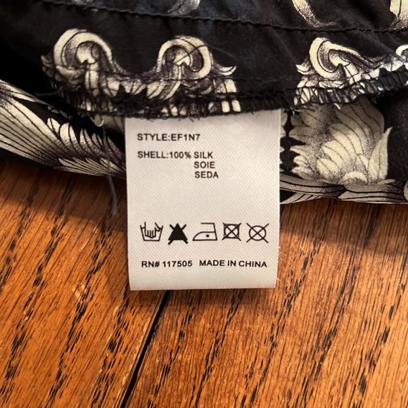 Faith Silk With Crystal Buttons Angel Wing Design Print Racerback Blouse Size L - Picture 11 of 11